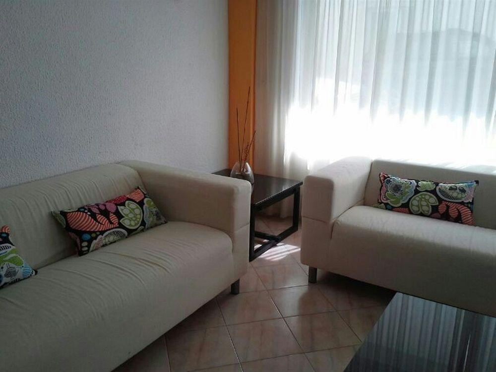 Hostal Blanca Кан Пикафорт Екстериор снимка