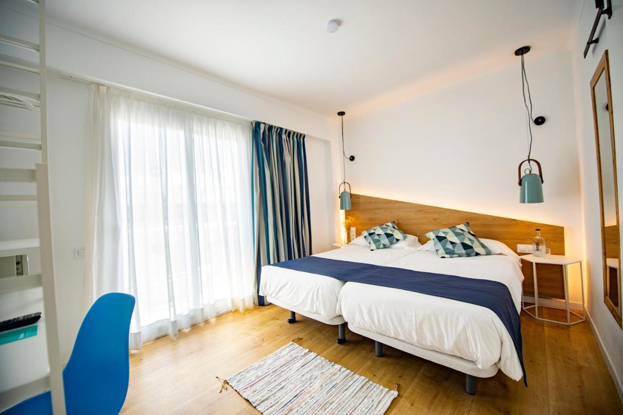 Hostal Blanca Кан Пикафорт Екстериор снимка