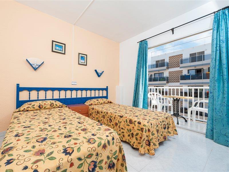 Hostal Blanca Кан Пикафорт Екстериор снимка